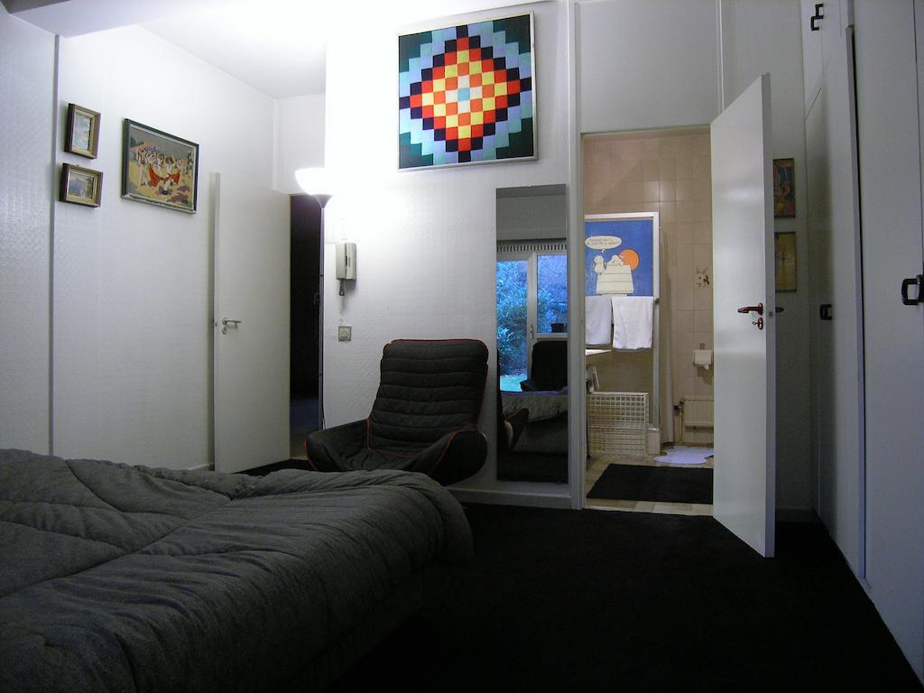 B&B Middelheim Antuérpia Quarto foto